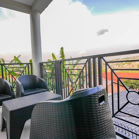 Ultra Modern Apartment In Nyarutarama Kigali Exteriér fotografie