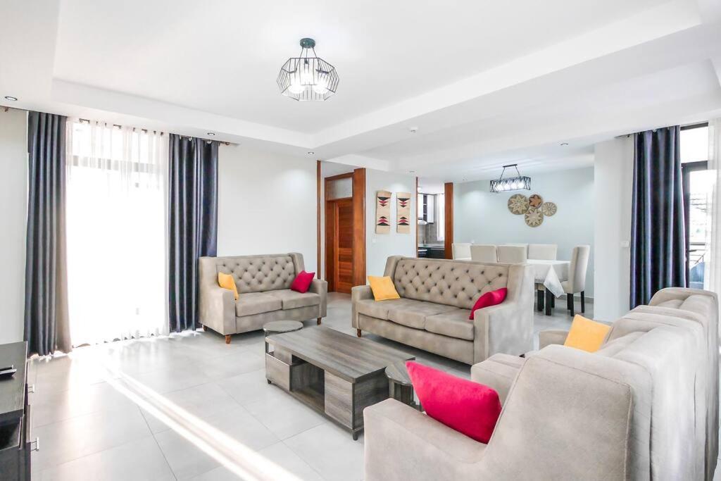 Ultra Modern Apartment In Nyarutarama Kigali Exteriér fotografie