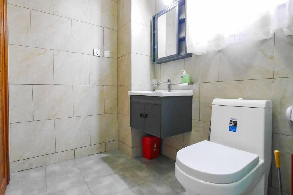 Ultra Modern Apartment In Nyarutarama Kigali Exteriér fotografie