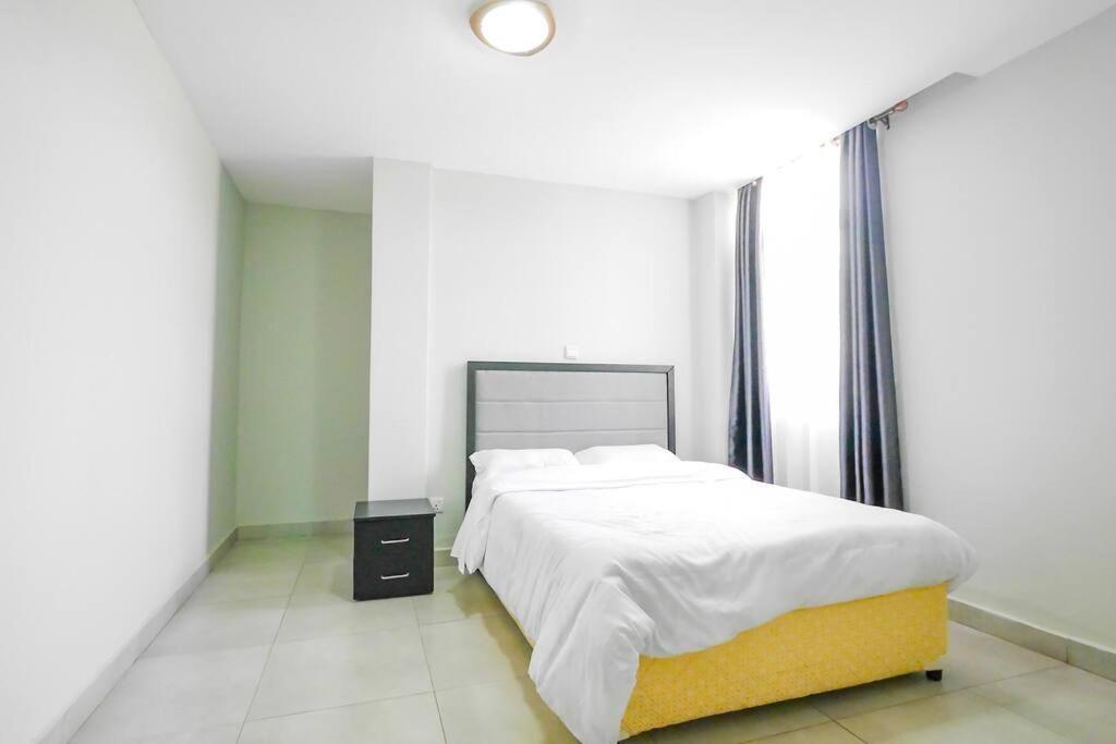 Ultra Modern Apartment In Nyarutarama Kigali Exteriér fotografie