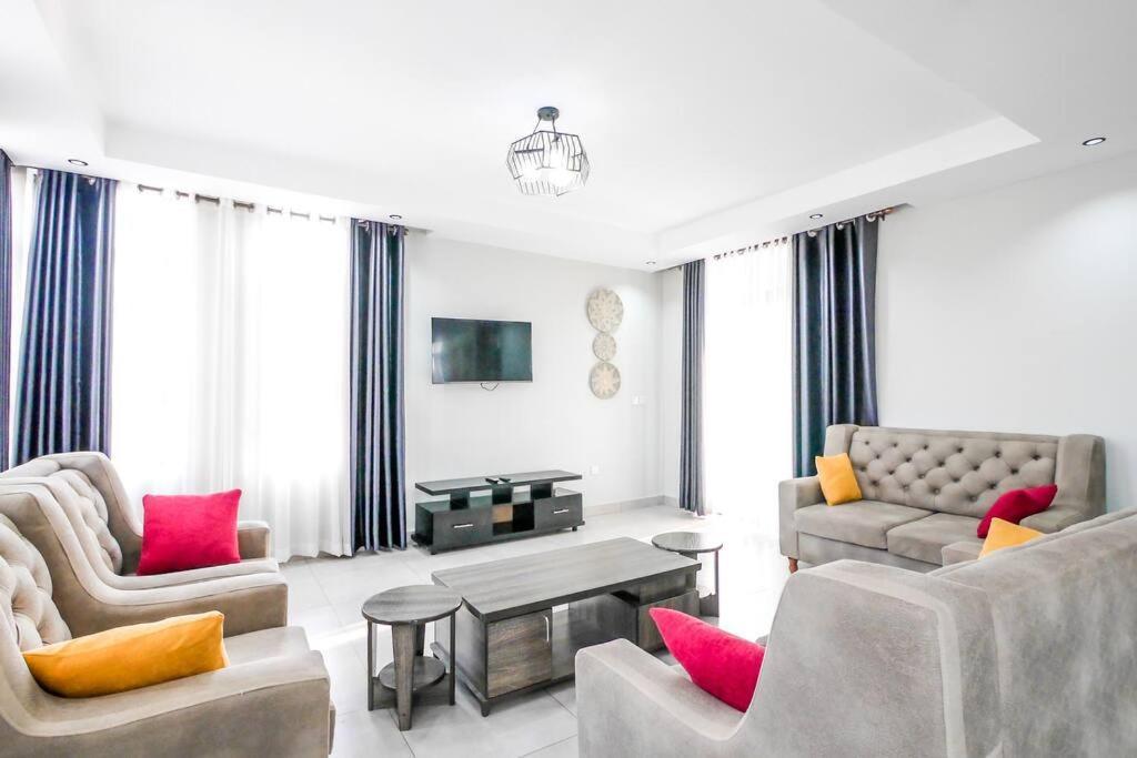 Ultra Modern Apartment In Nyarutarama Kigali Exteriér fotografie