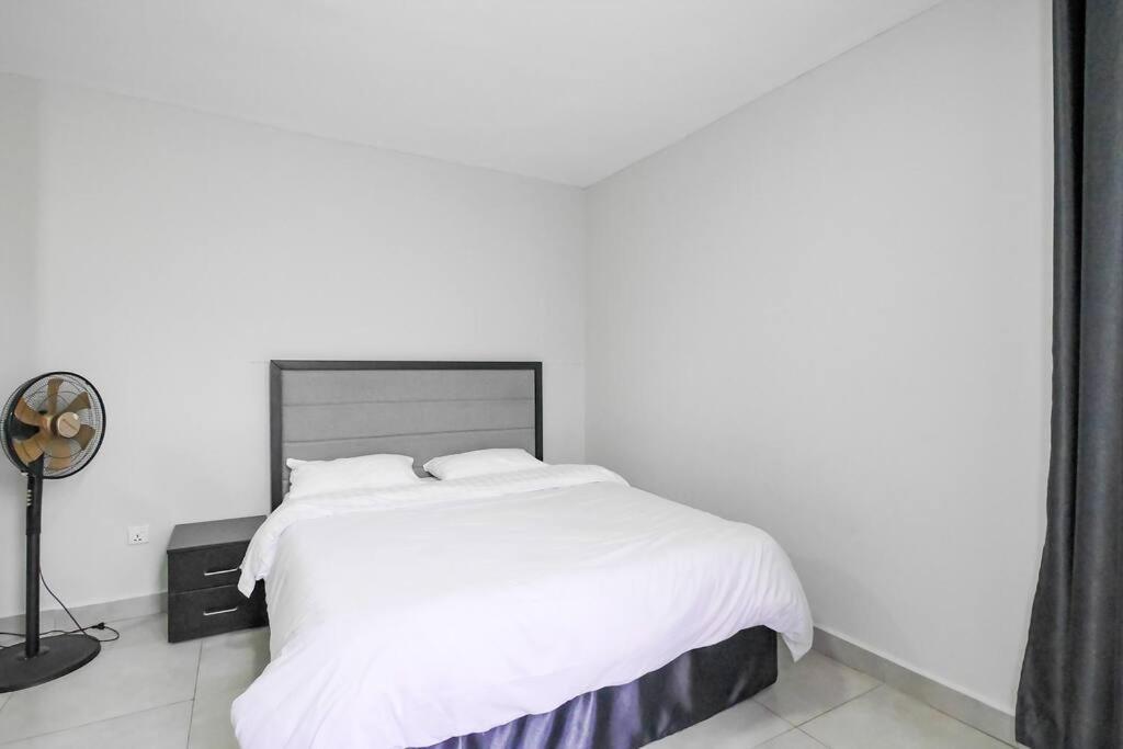 Ultra Modern Apartment In Nyarutarama Kigali Exteriér fotografie